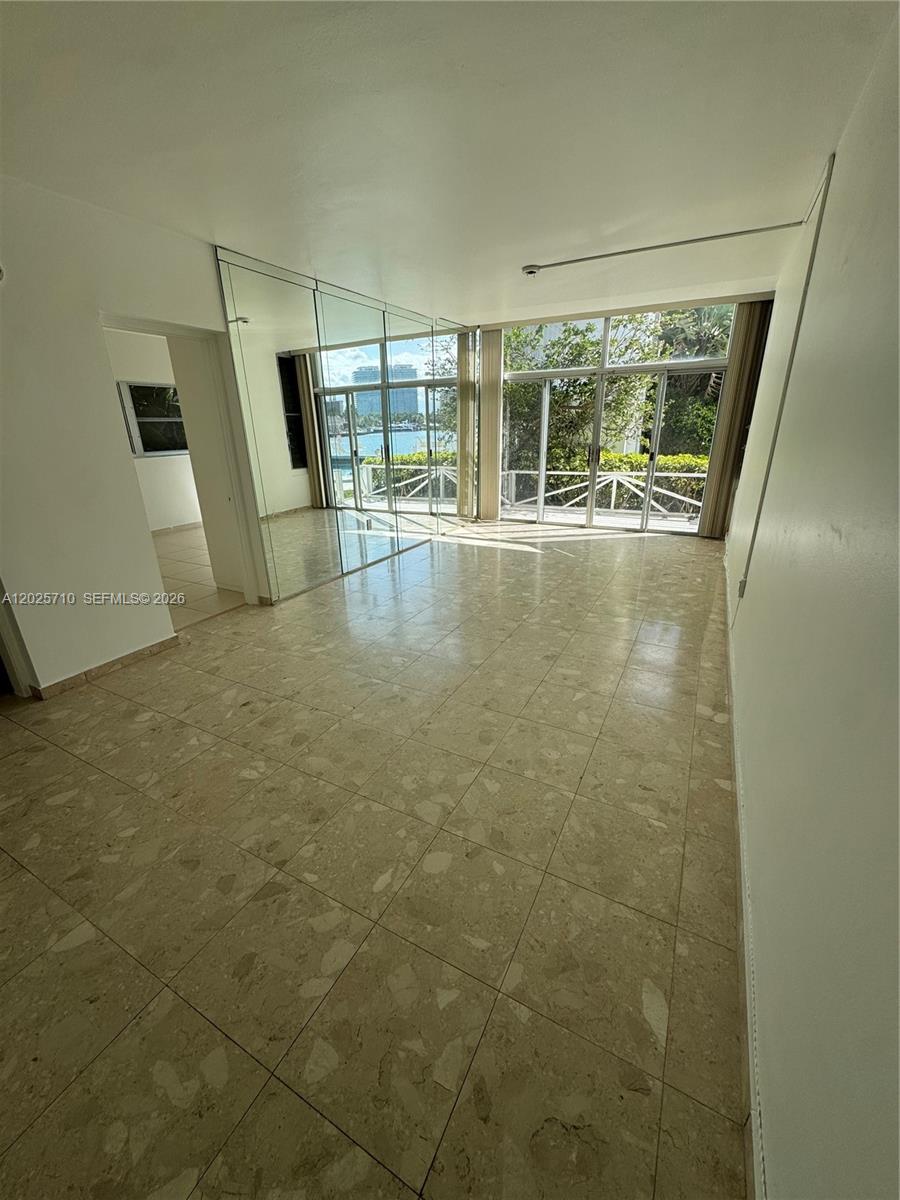 10281 E Bay Hbr Dr #C1