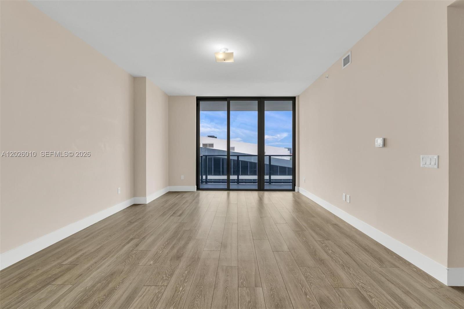 2960 NE 207th St #1108 Aventura, FL 33180