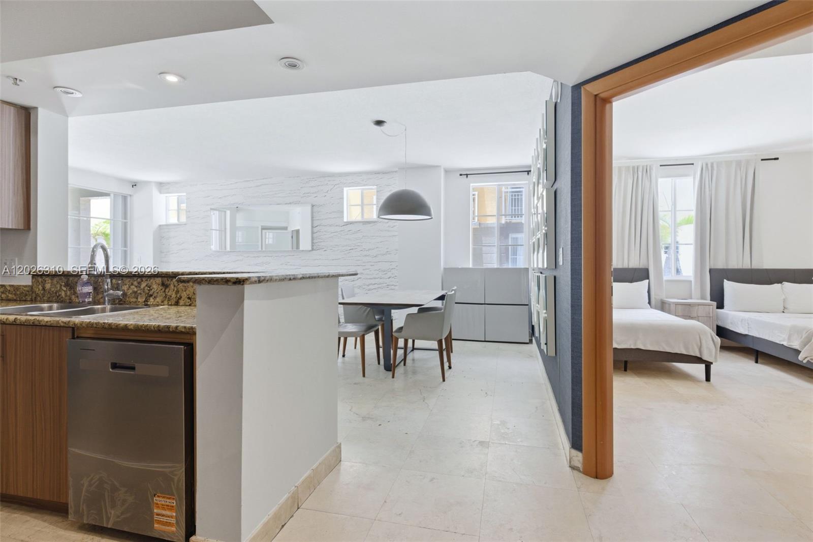 140 Meridian Ave #315 Miami Beach, FL 33139