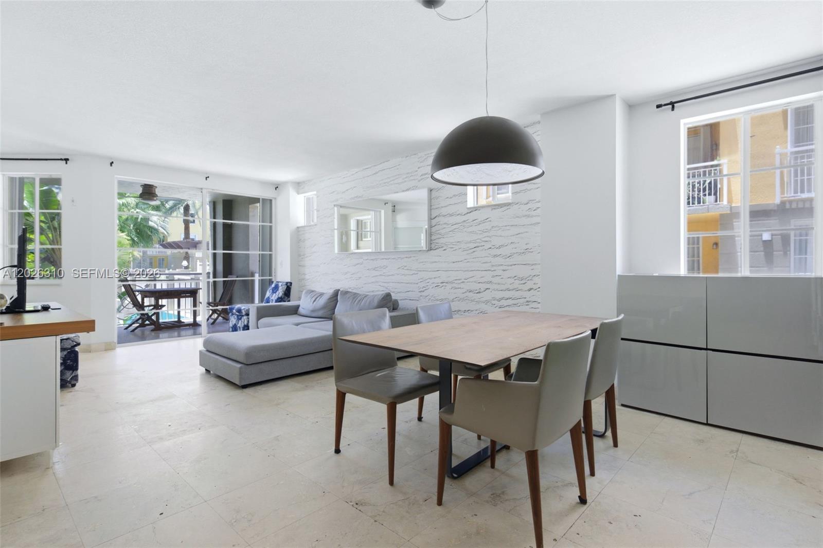 140 Meridian Ave #315 Miami Beach, FL 33139