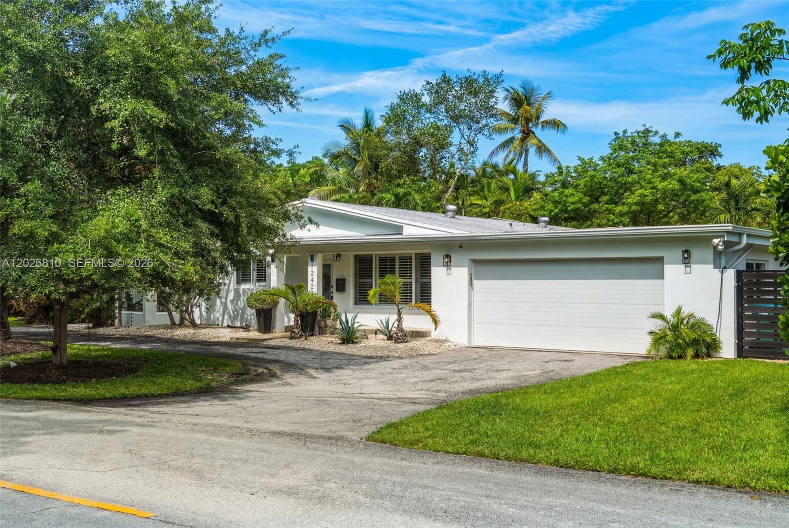 12420 SW 69th Ave Pinecrest, FL 33156