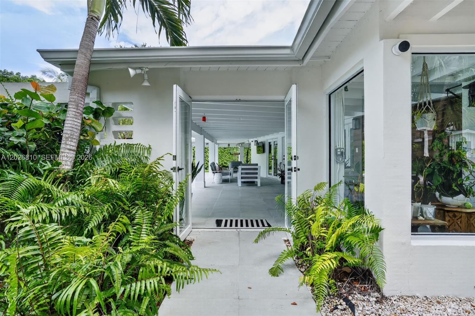 12420 SW 69th Ave Pinecrest, FL 33156