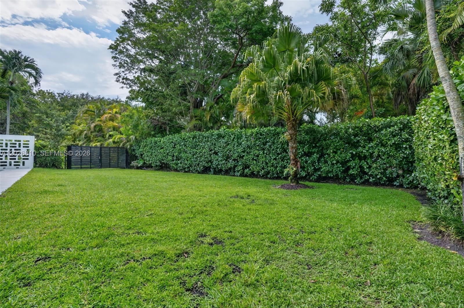 12420 SW 69th Ave Pinecrest, FL 33156