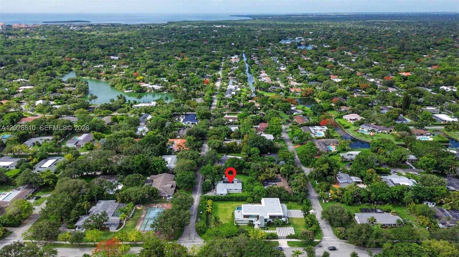 12420 SW 69th Ave Pinecrest, FL 33156