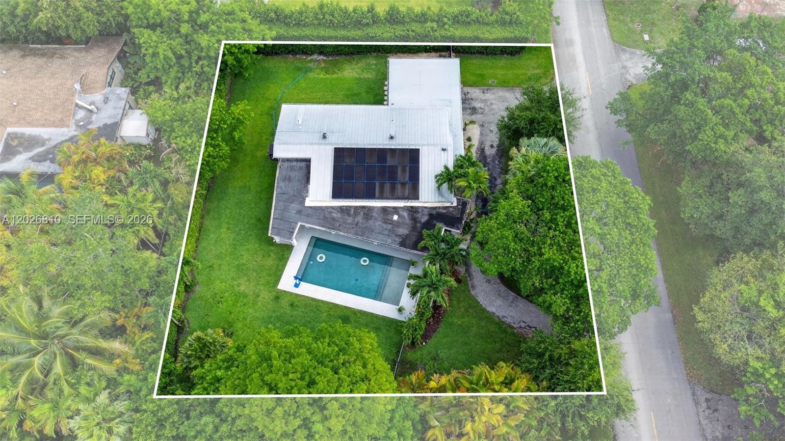12420 SW 69th Ave Pinecrest, FL 33156