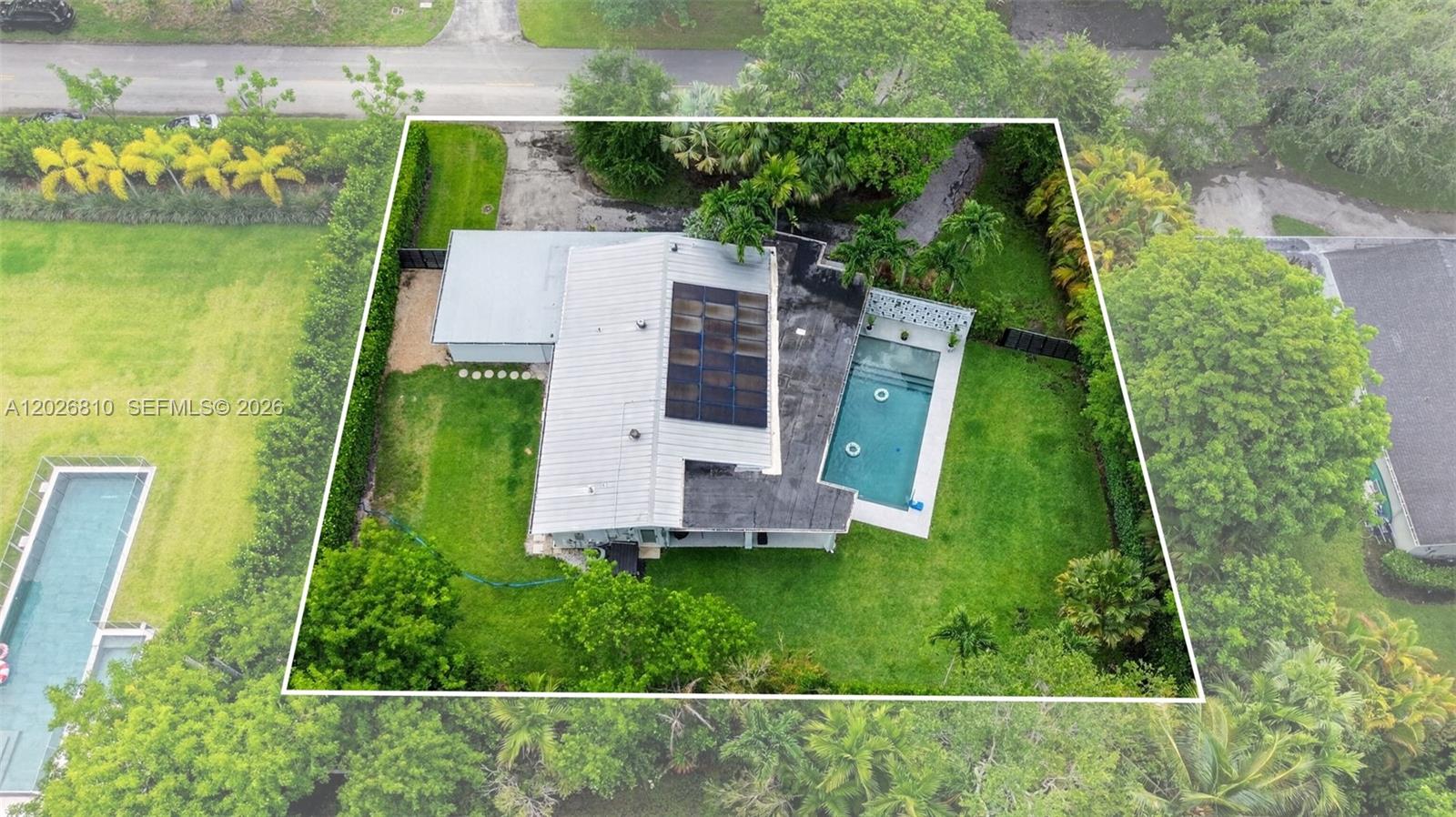 12420 SW 69th Ave Pinecrest, FL 33156