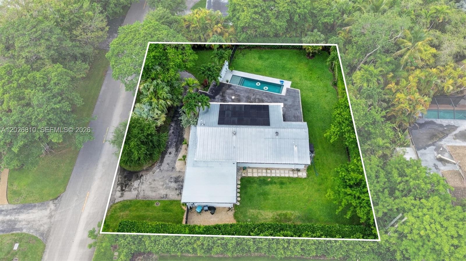 12420 SW 69th Ave Pinecrest, FL 33156