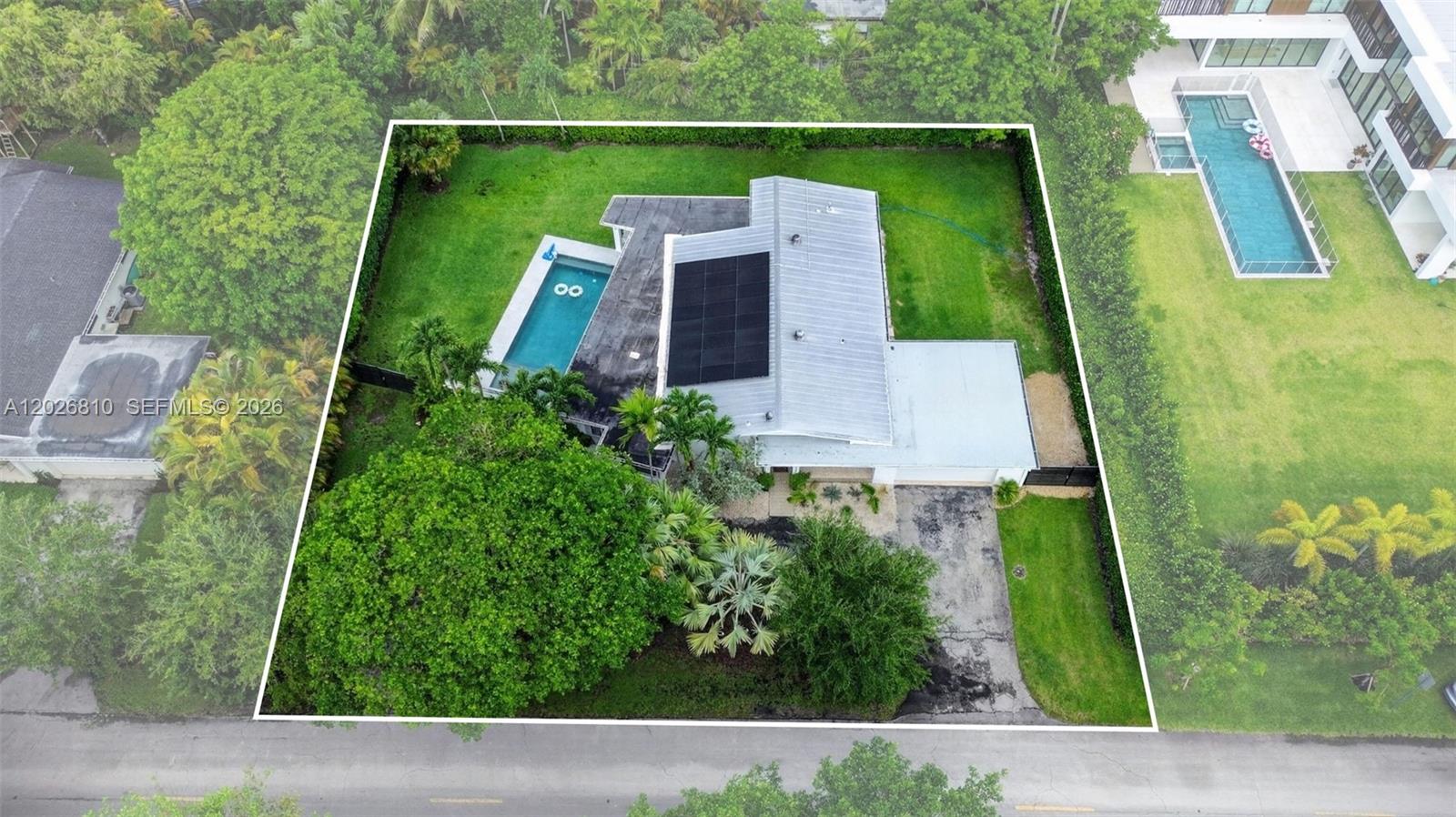 12420 SW 69th Ave Pinecrest, FL 33156