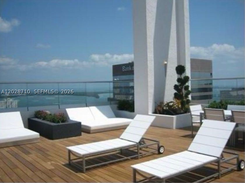image 500 Brickell West27