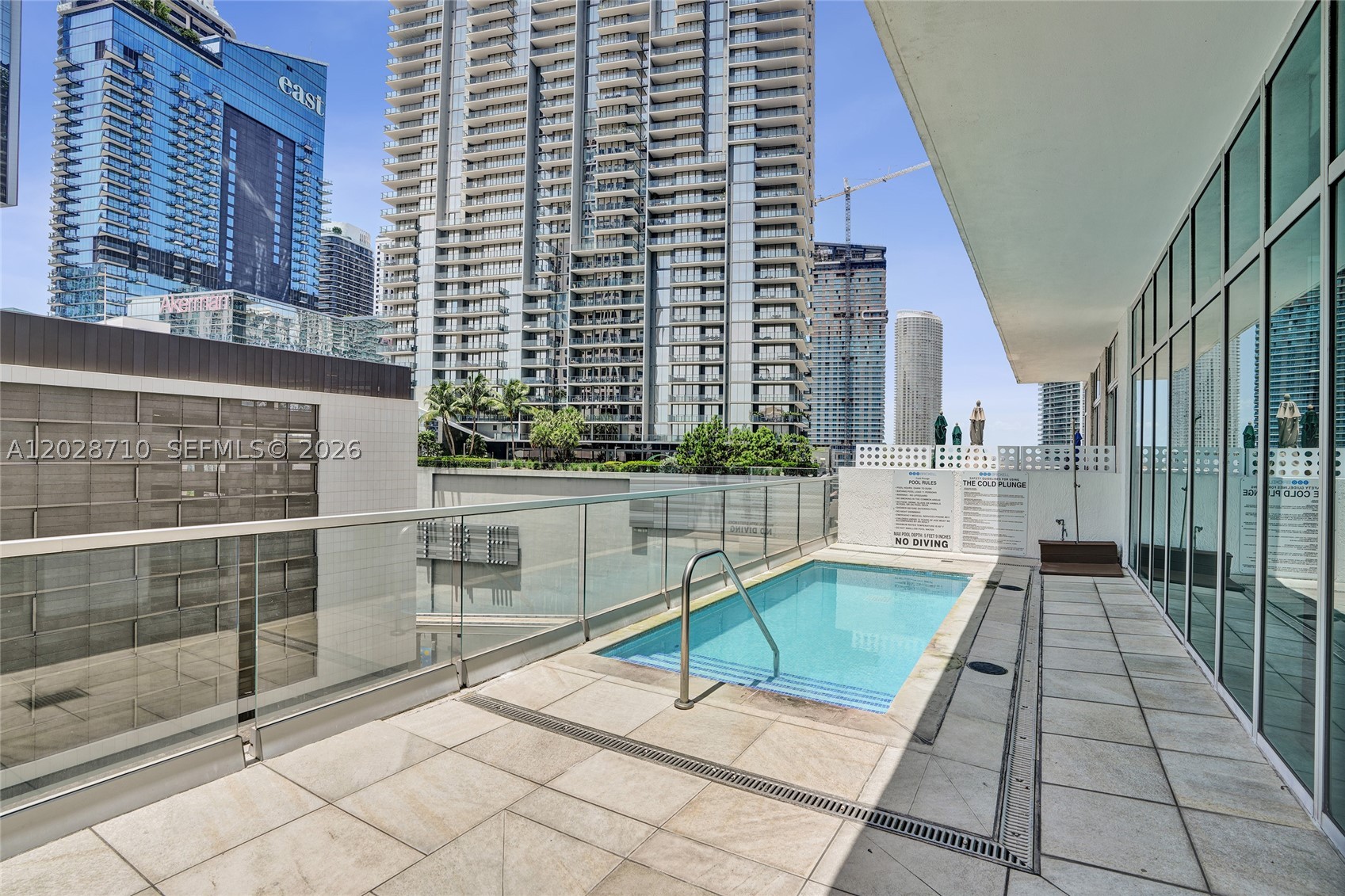 image 500 Brickell West32