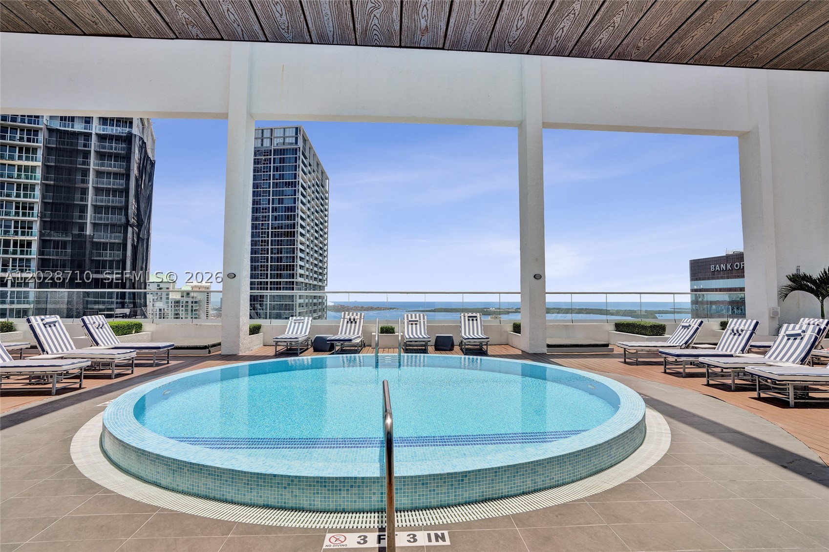 image 500 Brickell West40