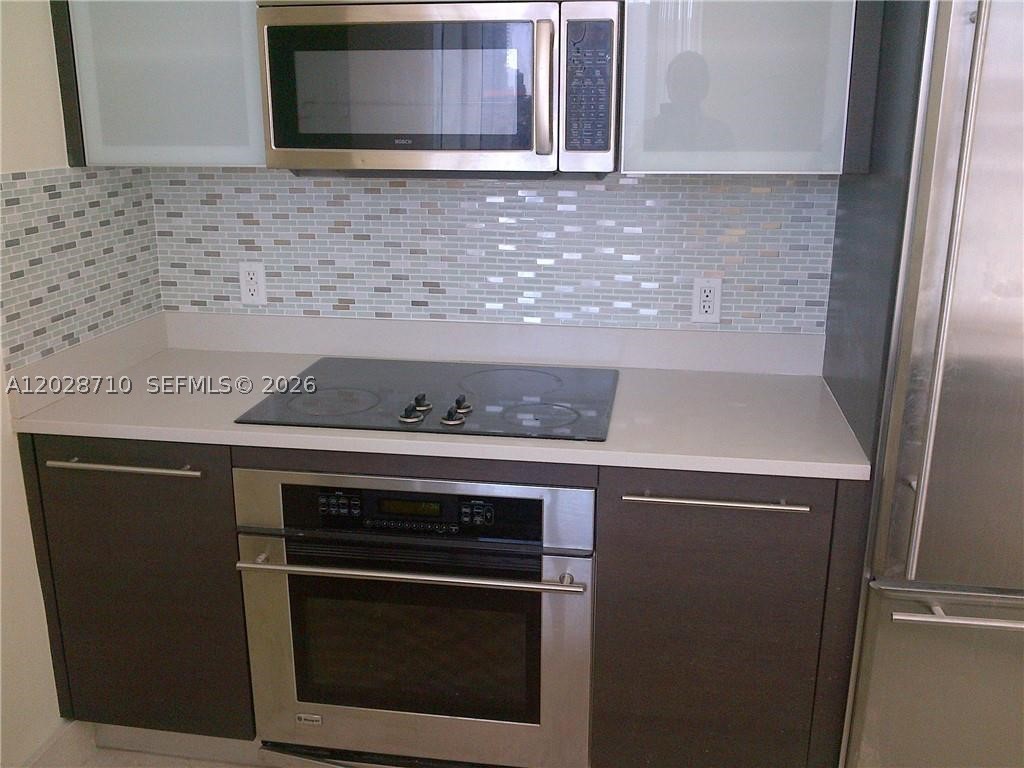 image 500 Brickell West4