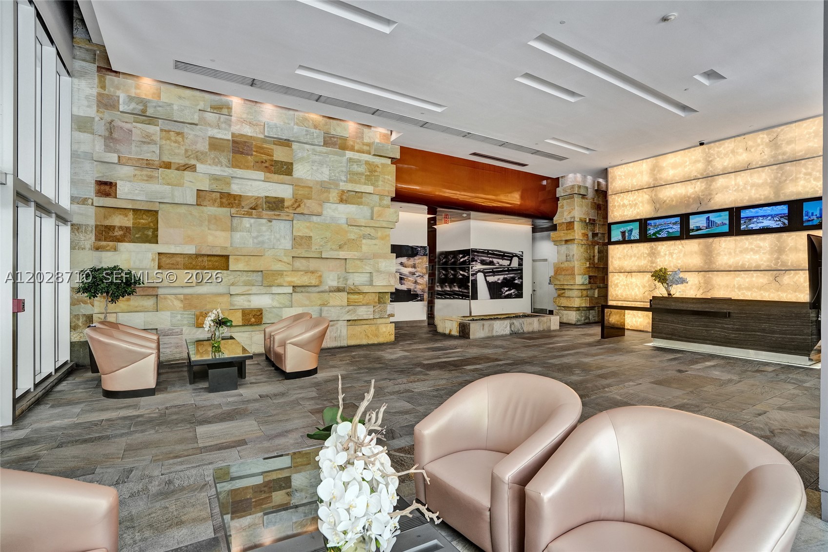 image 500 Brickell West49