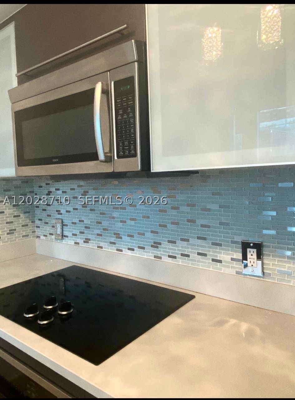 image 500 Brickell West6
