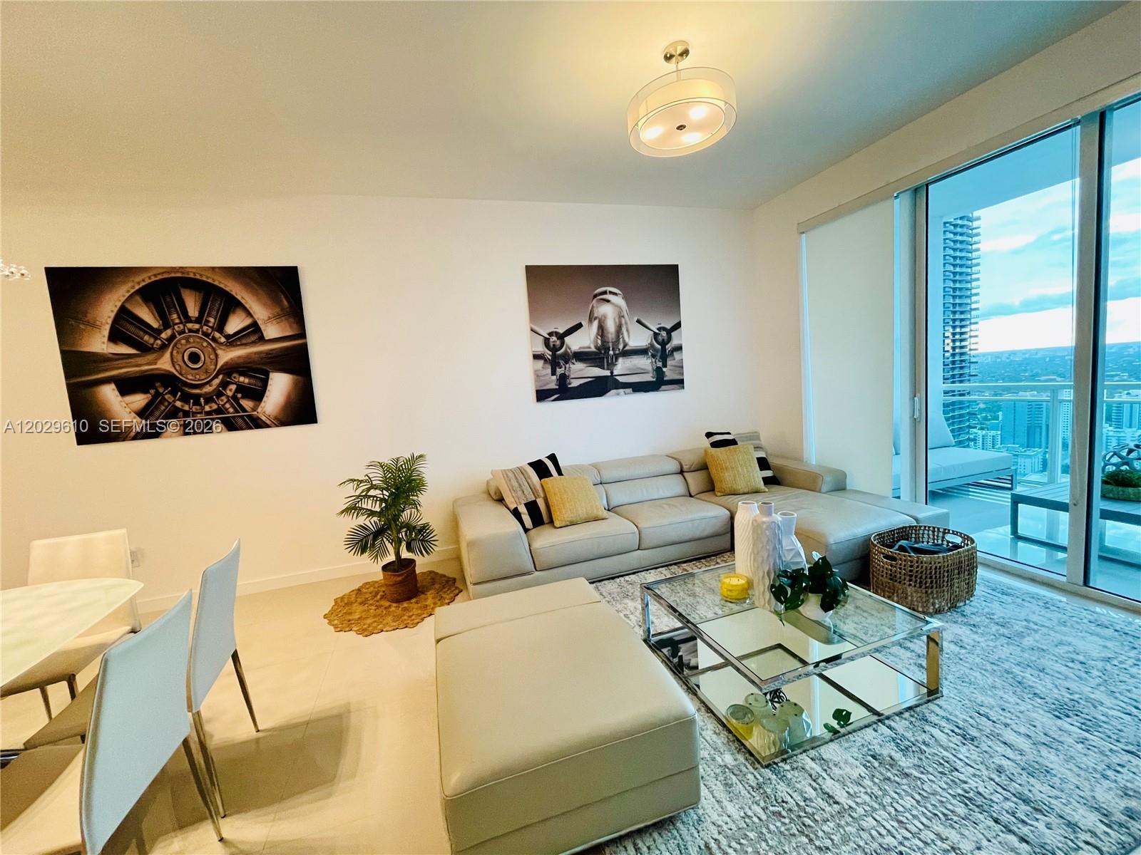 image The Plaza on Brickell East13
