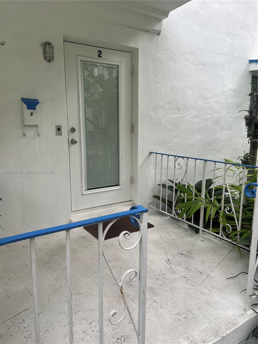 225 SE 16th Ave #2