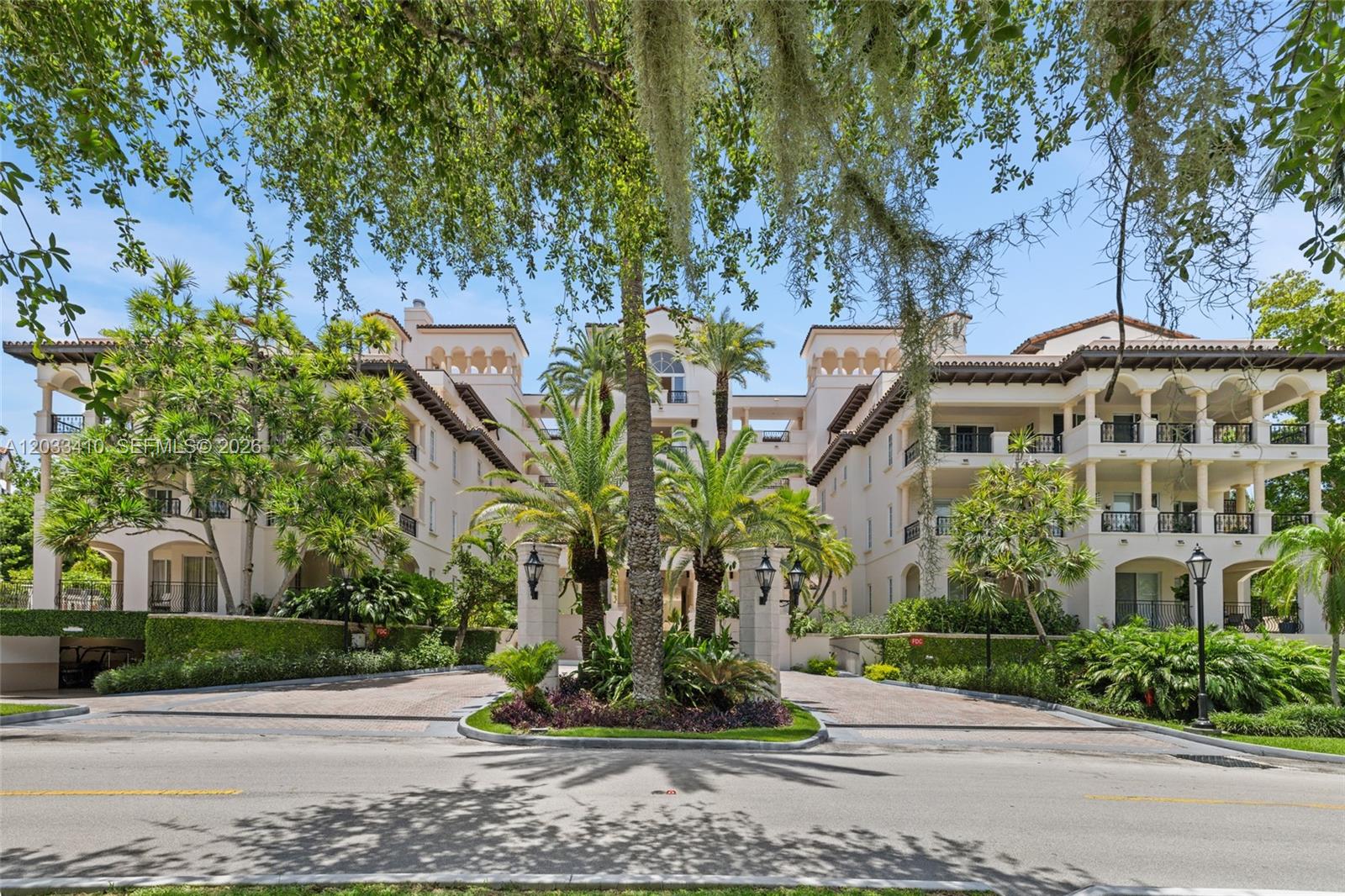 19122 Fisher Is #19122 Miami Beach, FL 33109