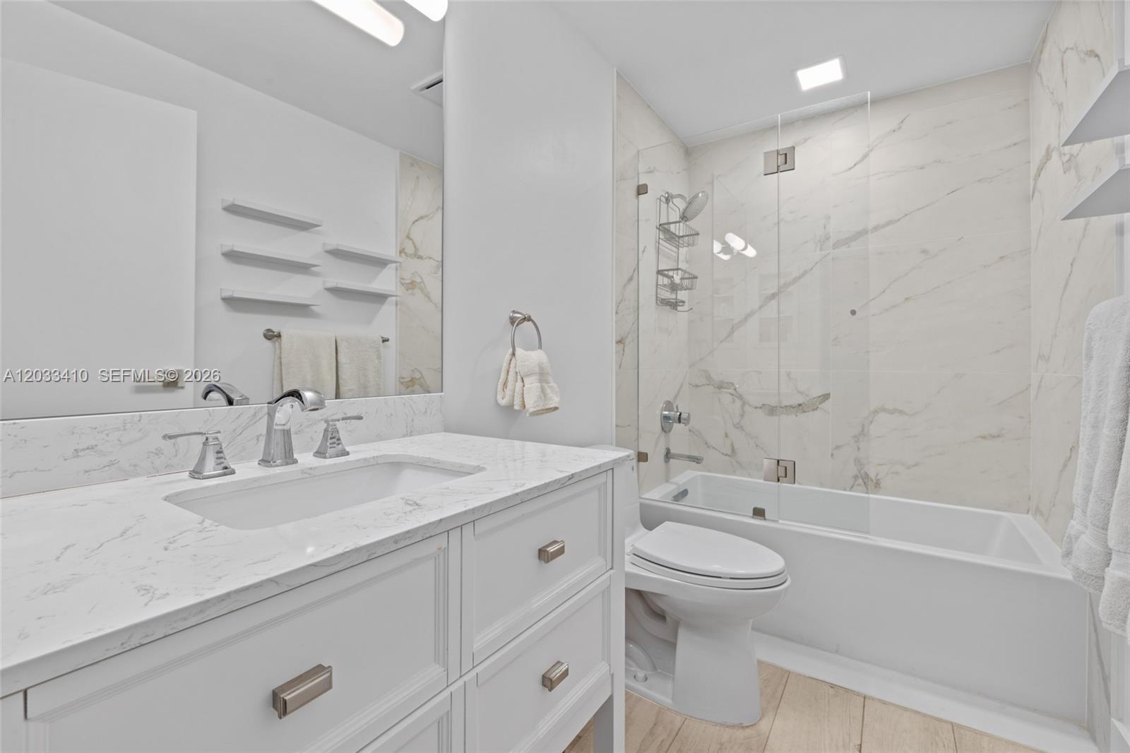 19122 Fisher Is #19122 Miami Beach, FL 33109