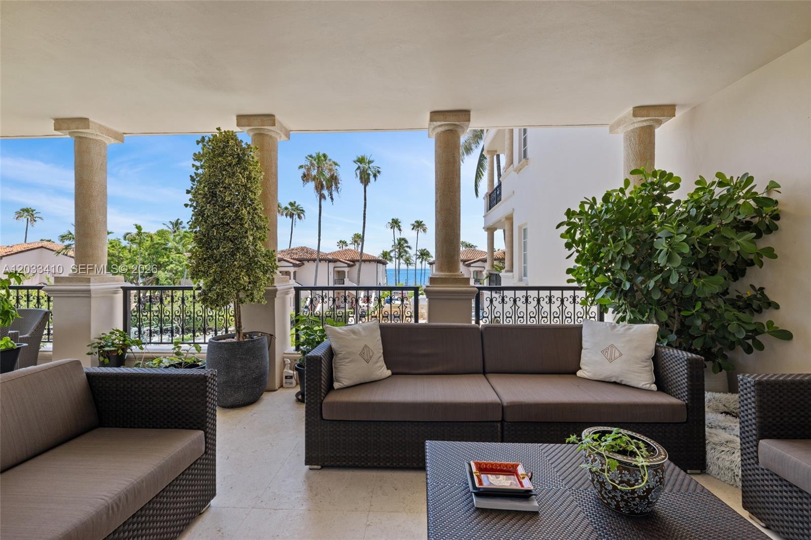 19122 Fisher Is #19122 Miami Beach, FL 33109