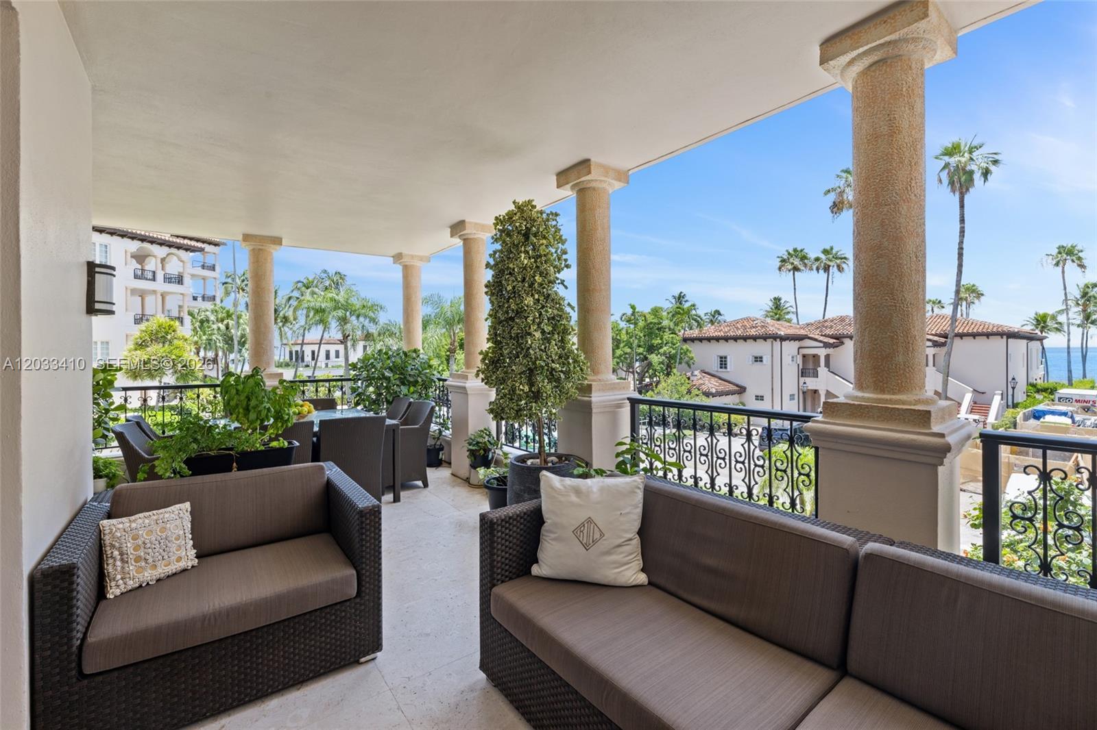19122 Fisher Is #19122 Miami Beach, FL 33109