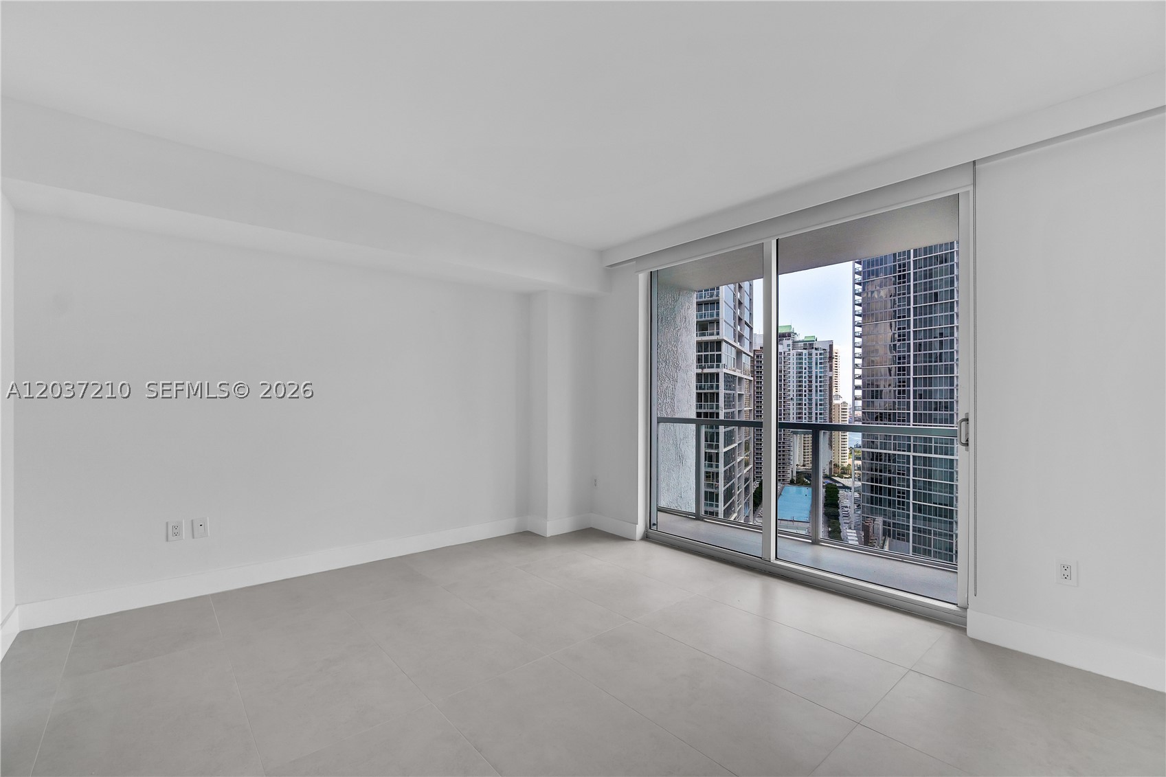 image 500 Brickell East17