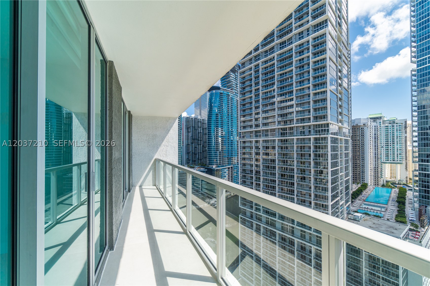 image 500 Brickell East5