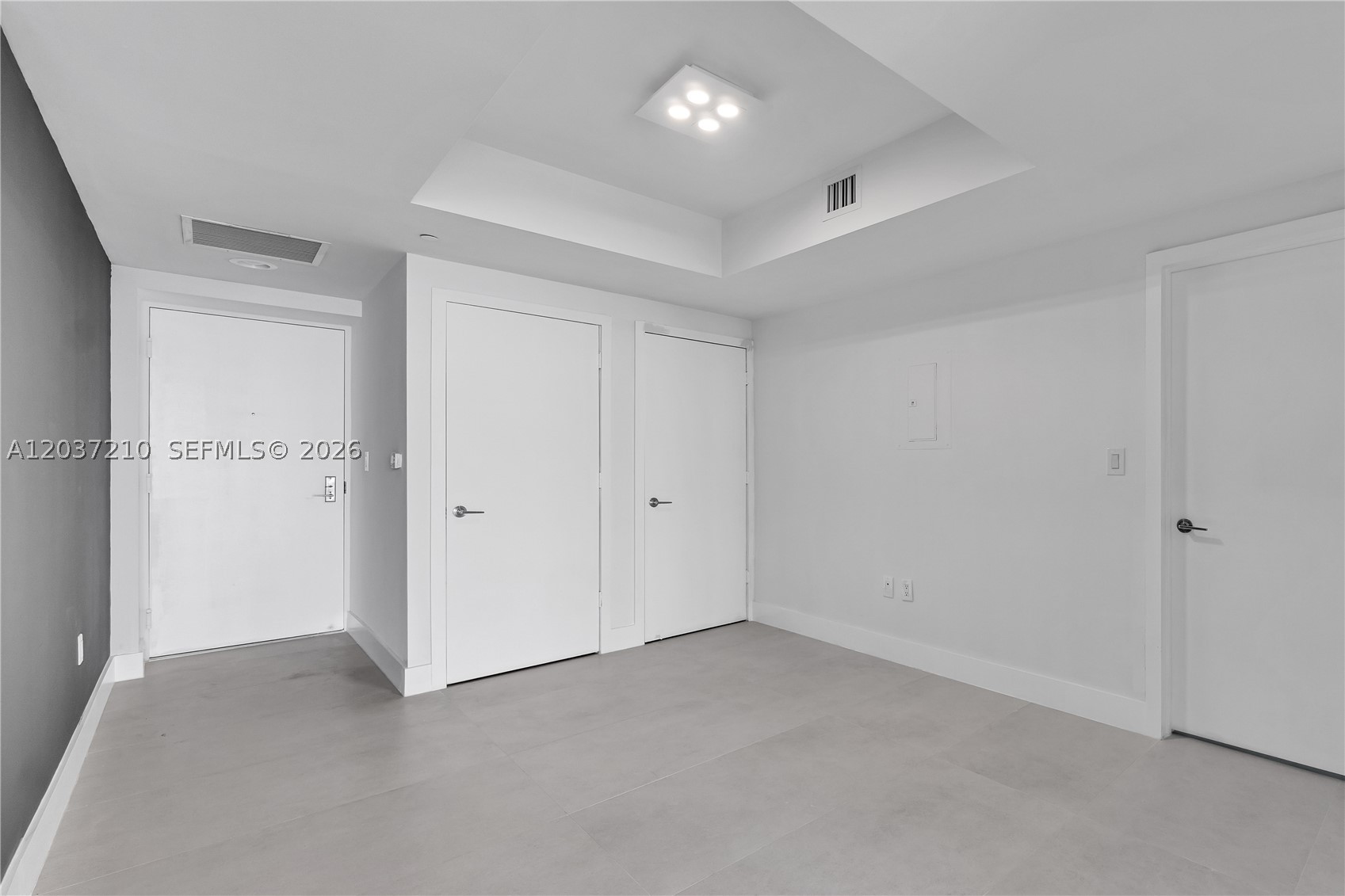 image 500 Brickell East8