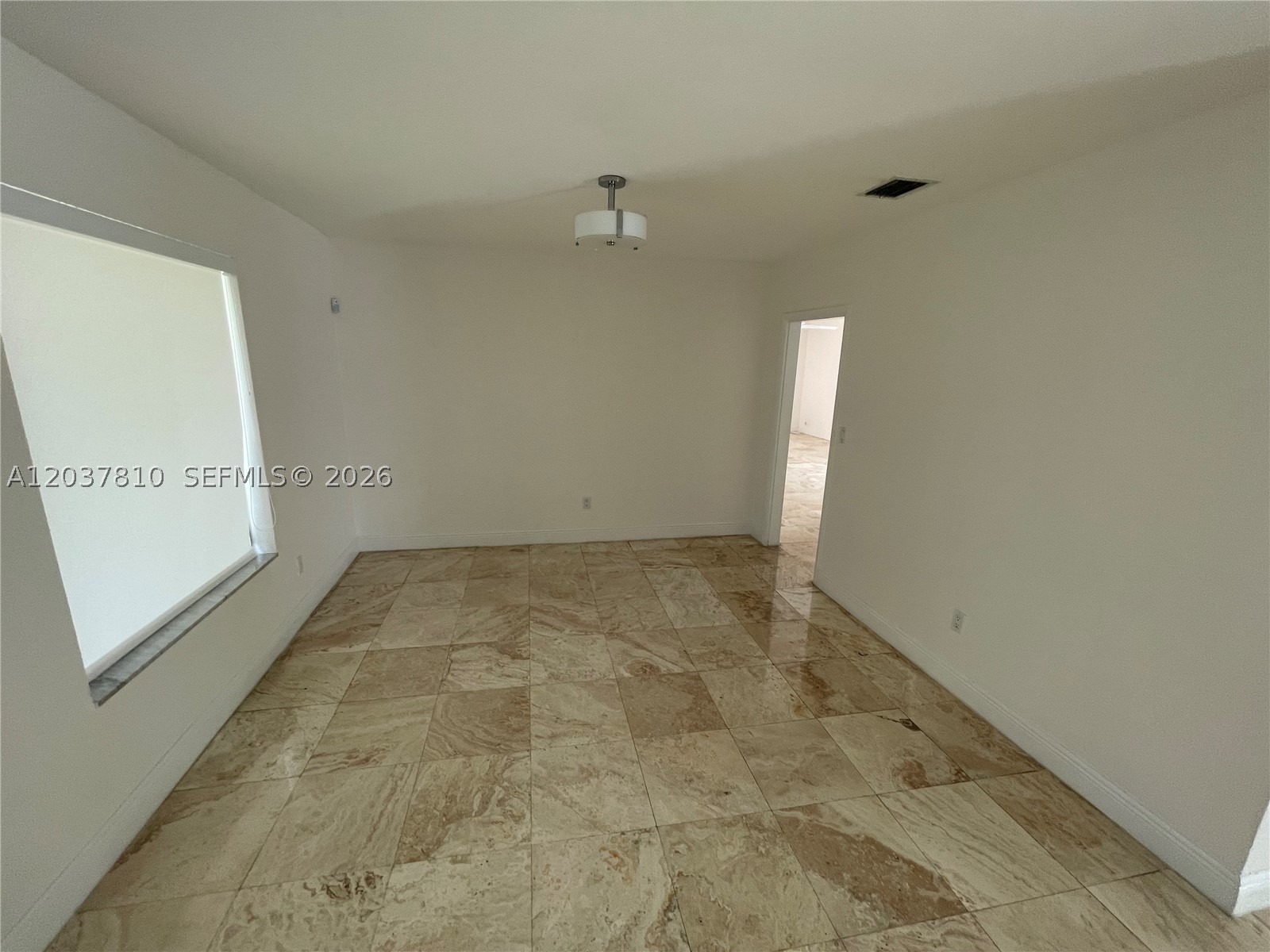7361 SW 117th Ter Pinecrest, FL 33156