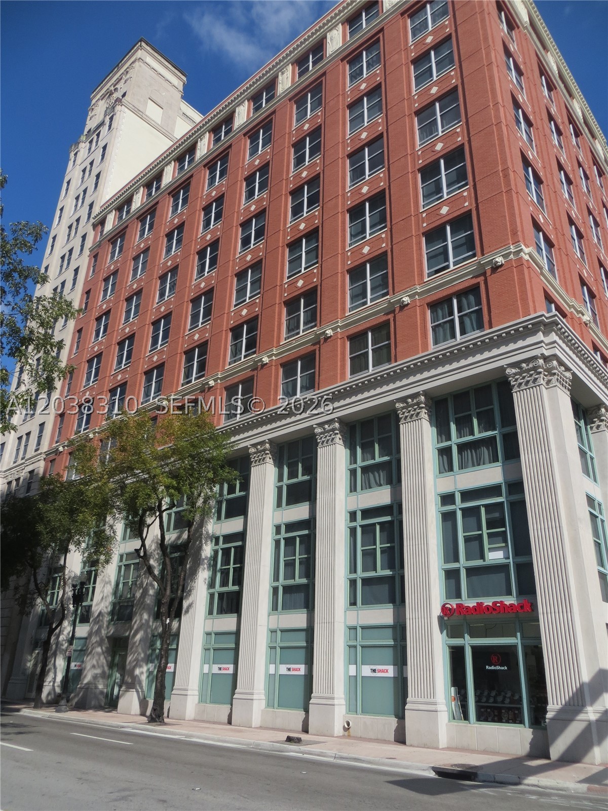 111 E Flagler St #503