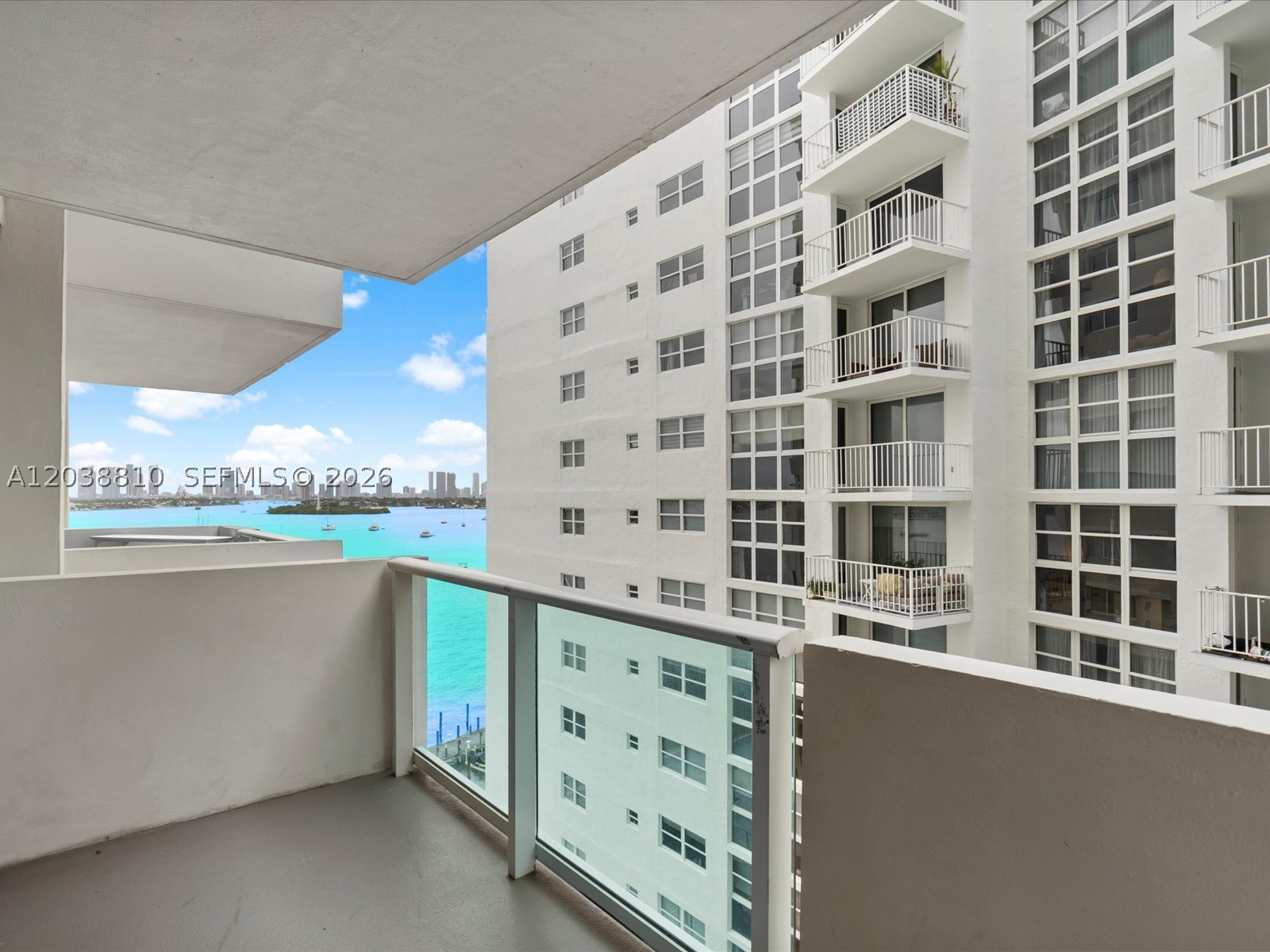 image Mirador 1200 (North Tower)17
