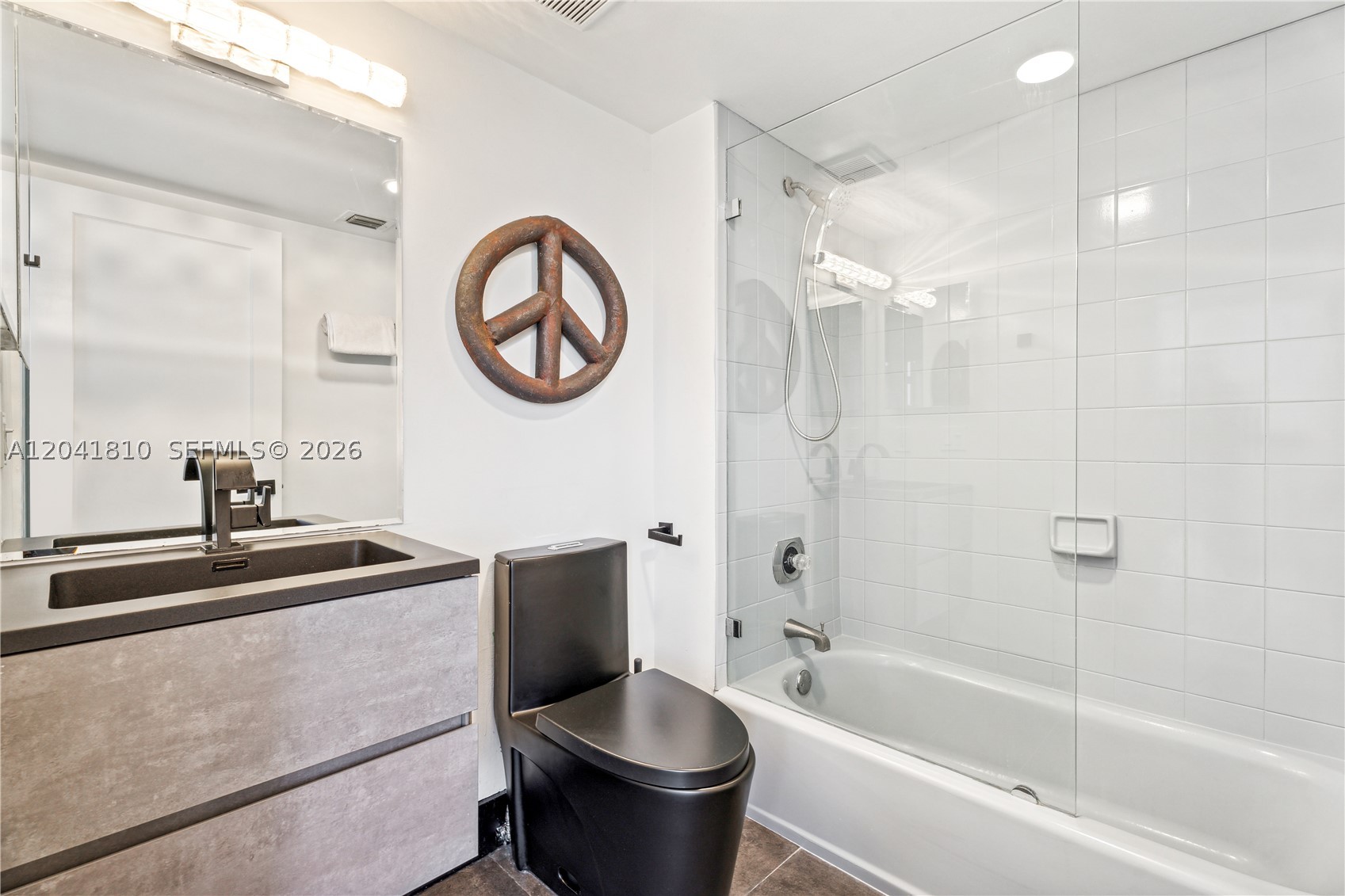 1900 Sunset Harbour Dr #1715 Miami Beach, FL 33139