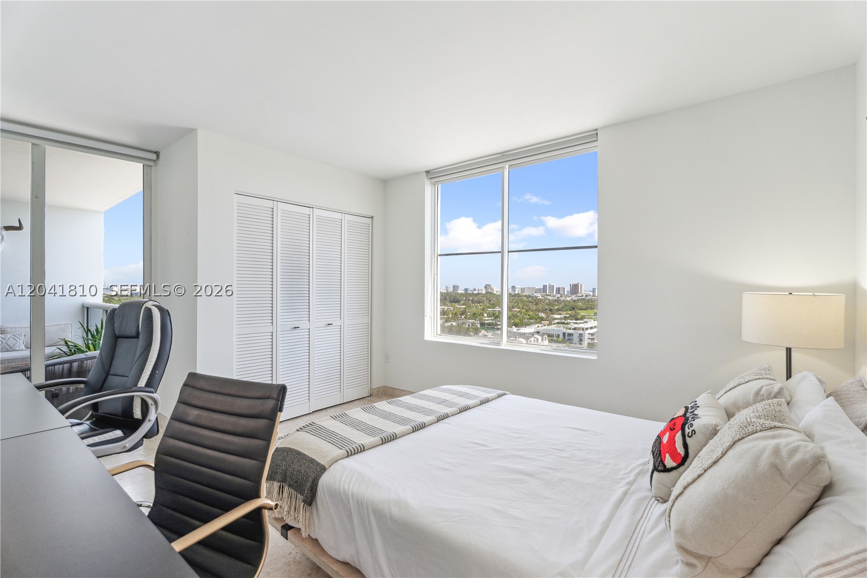 1900 Sunset Harbour Dr #1715 Miami Beach, FL 33139