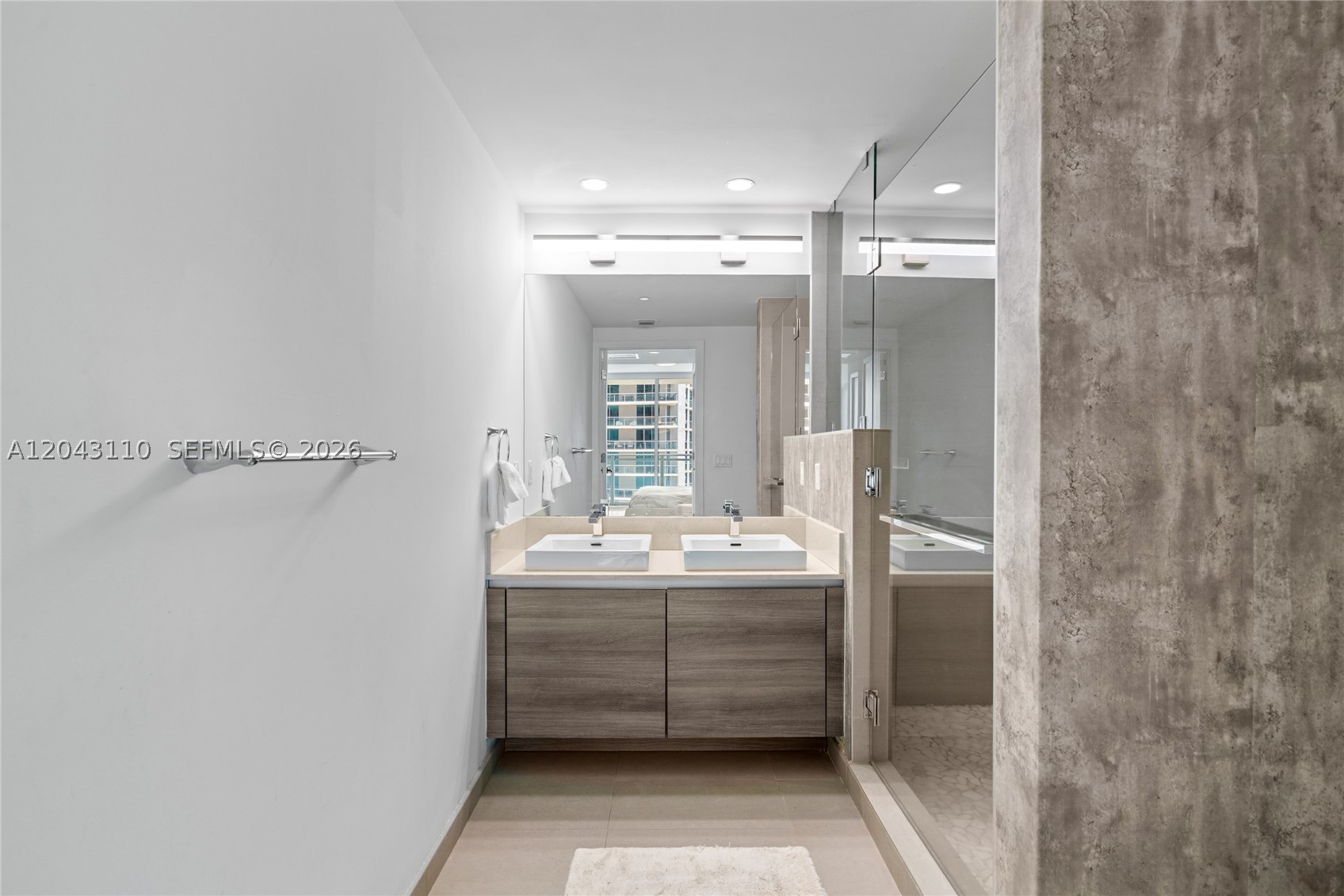 image The Bond on Brickell28