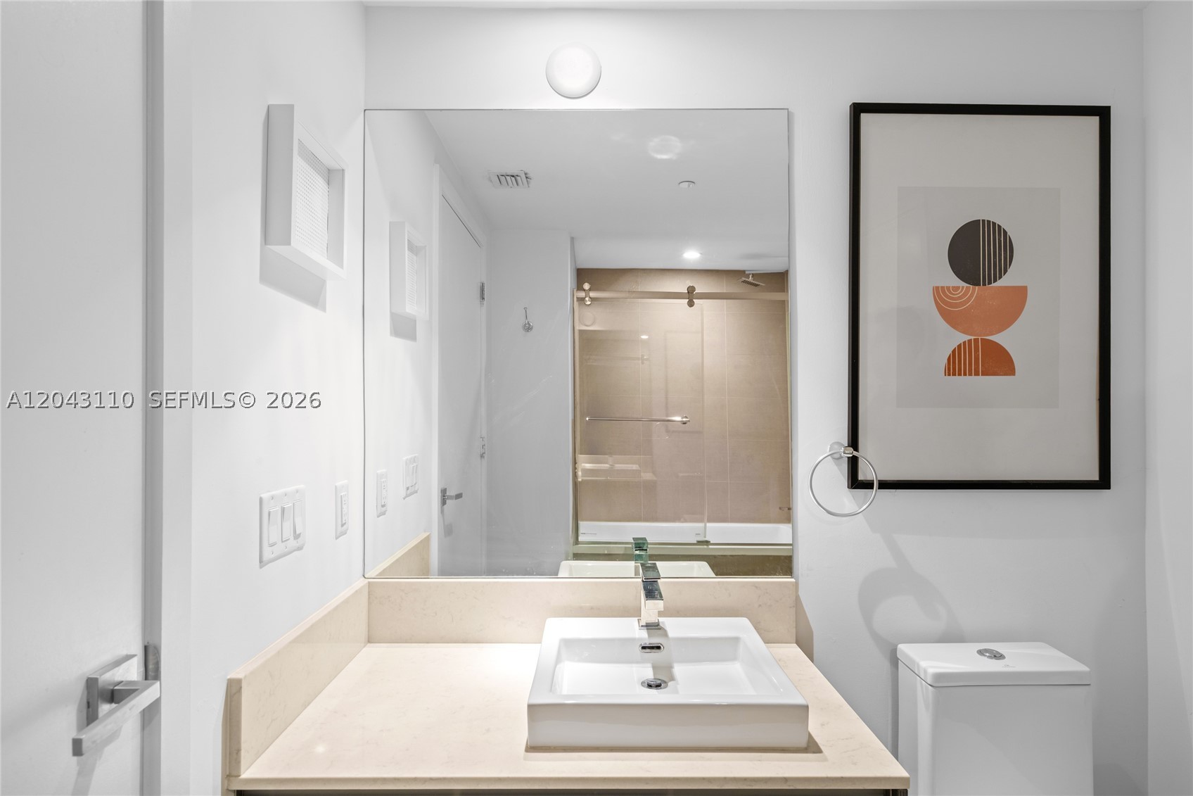 image The Bond on Brickell38