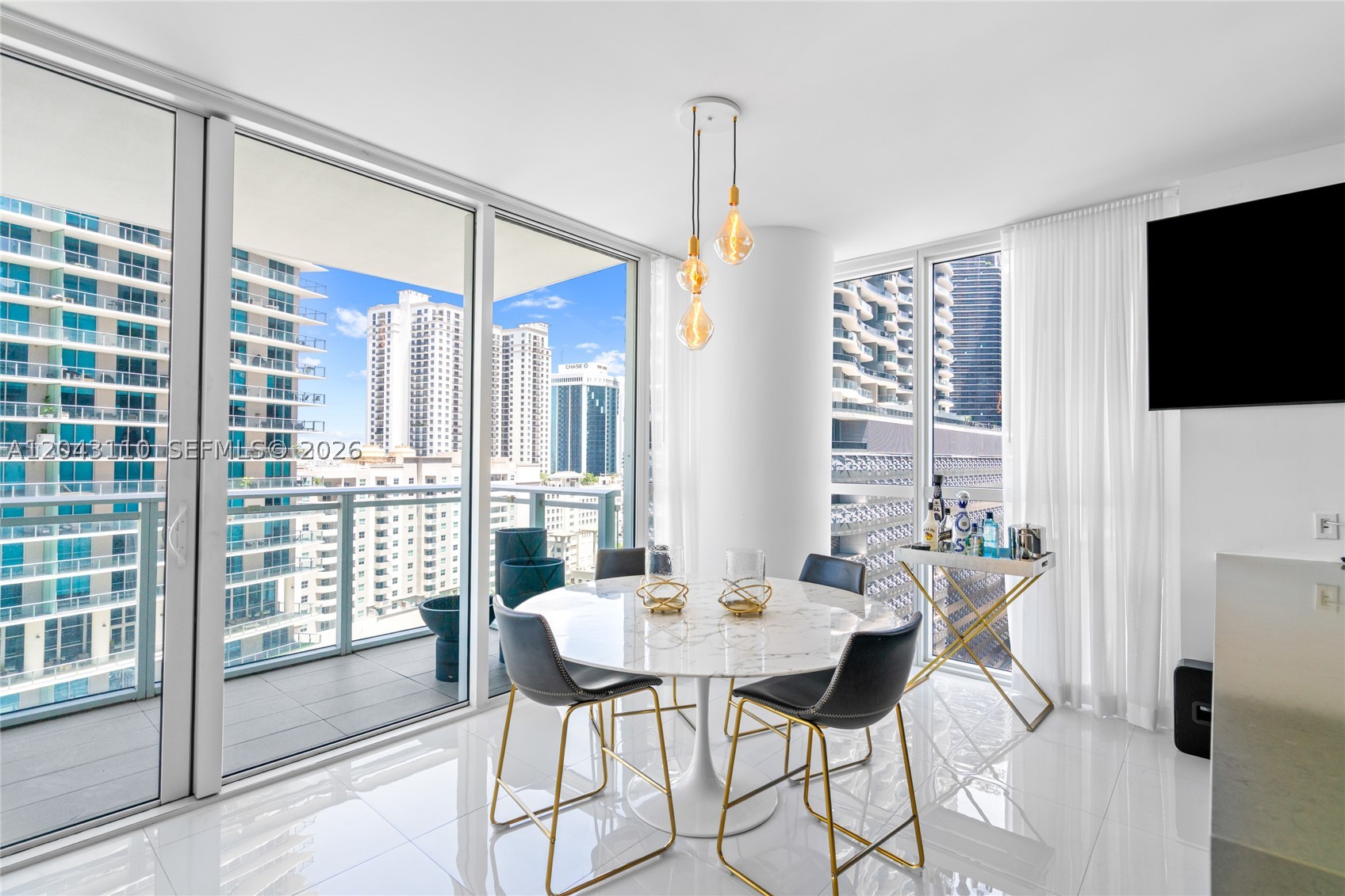 image The Bond on Brickell6