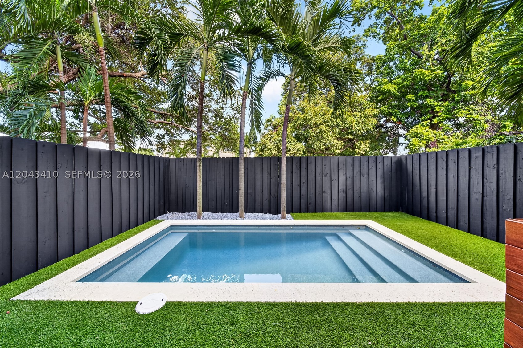 1032 SW 11th Ave Miami, FL 33130