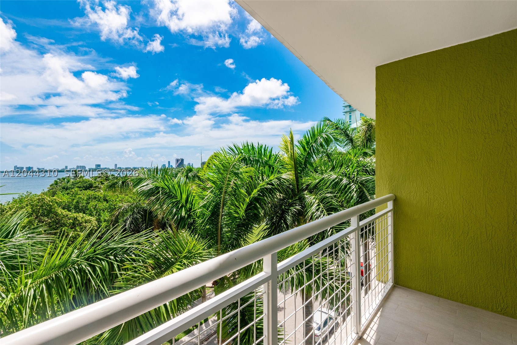 image Cite on the Bay East29