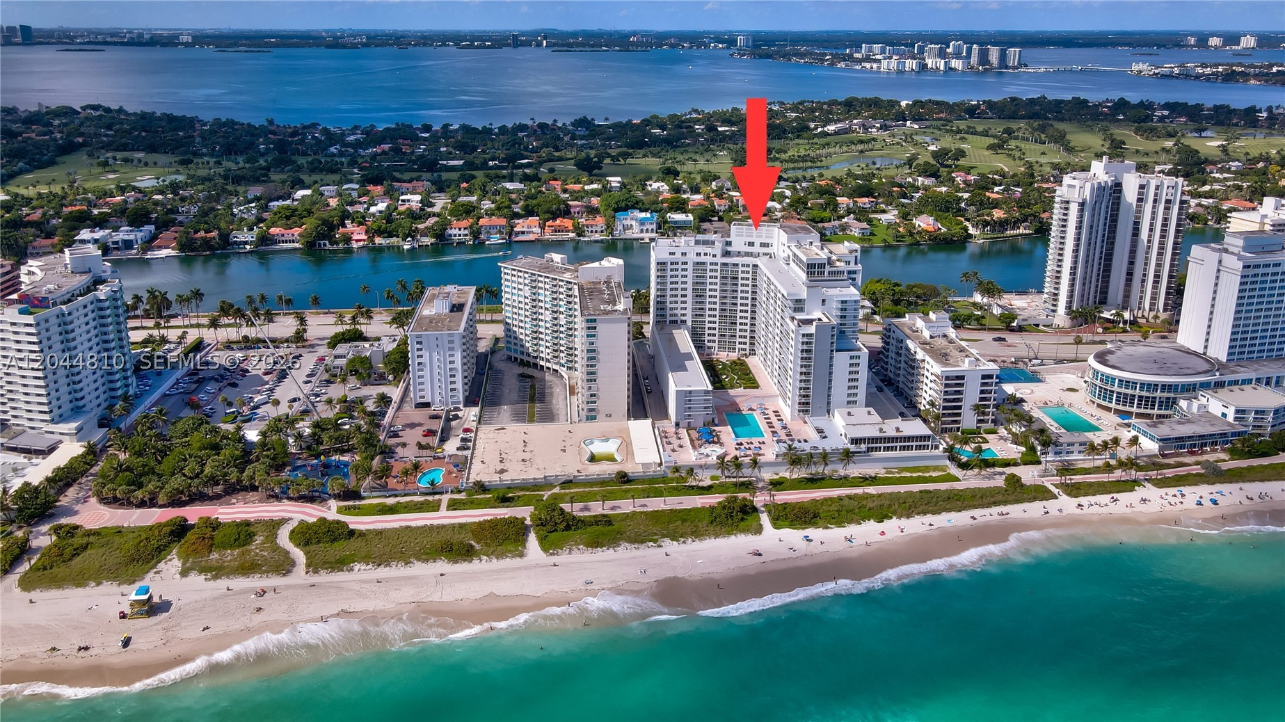 5401 Collins Ave #928