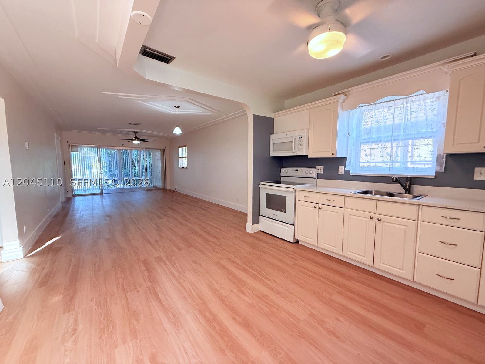 2832 Fillmore St #20