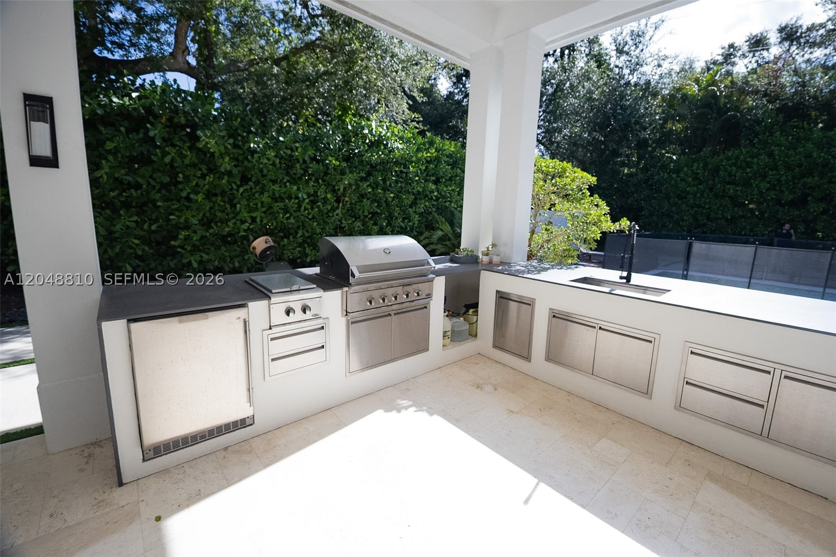 9805 sw 90th Ave Kendall, FL 33176