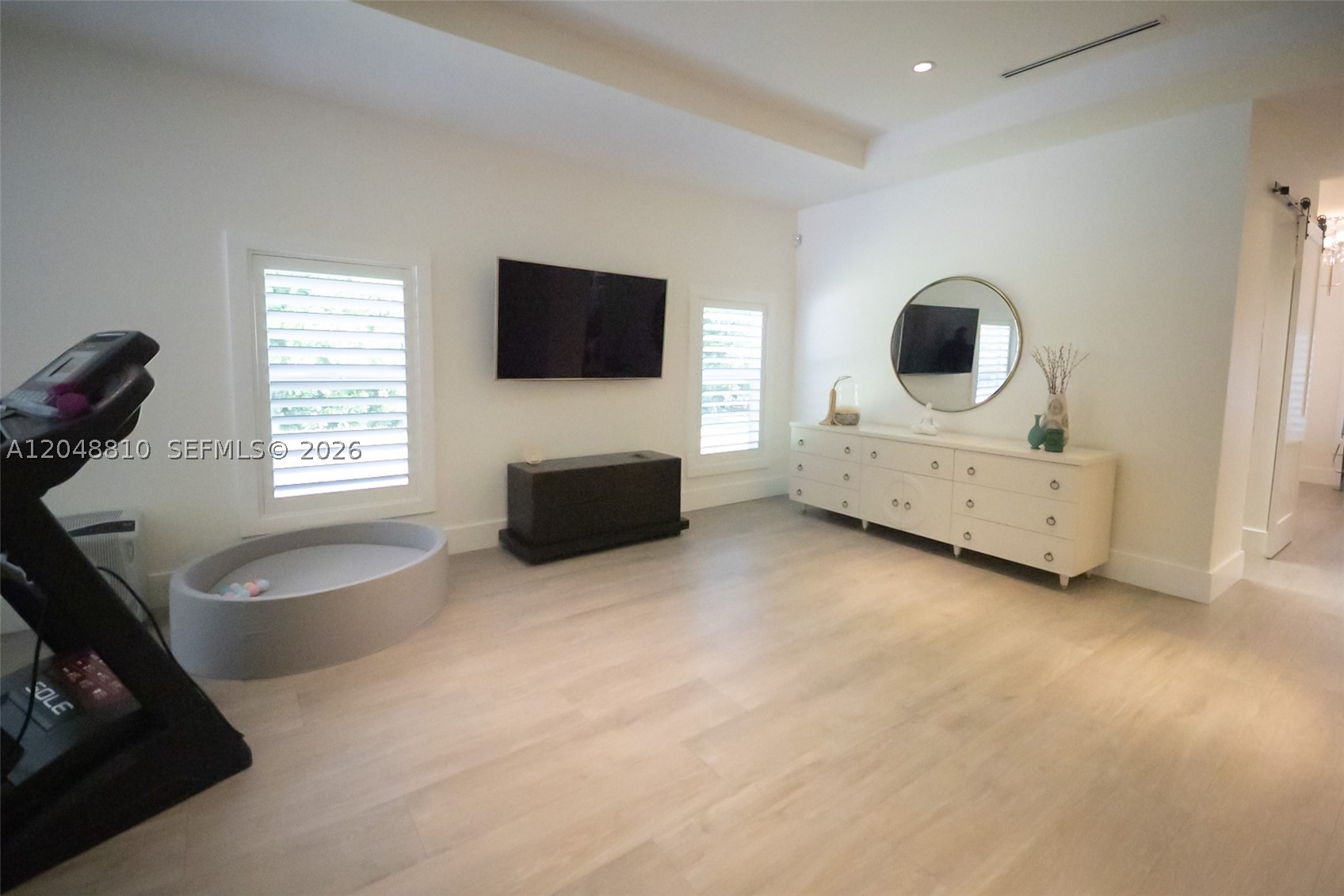 9805 sw 90th Ave Kendall, FL 33176