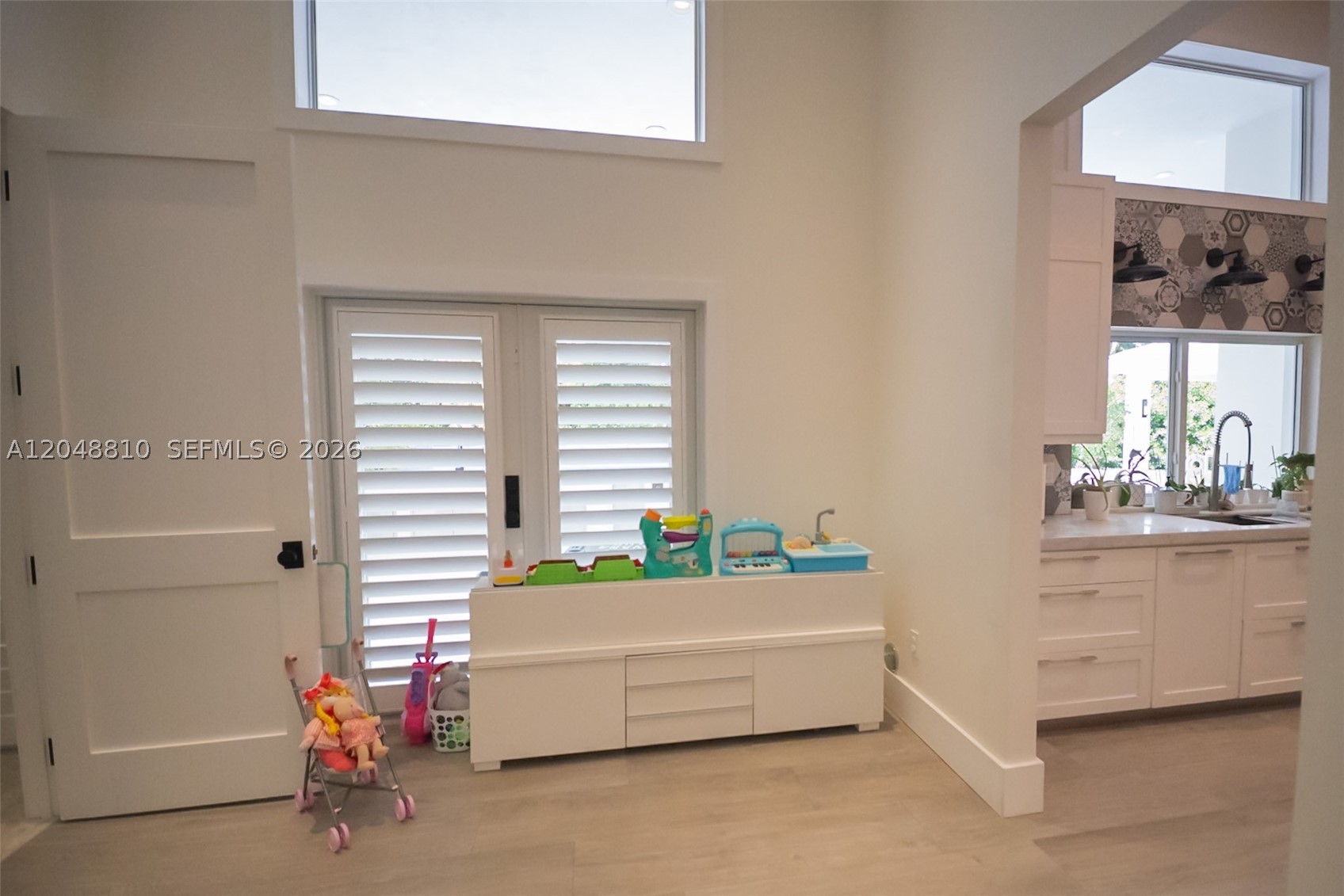 9805 sw 90th Ave Kendall, FL 33176