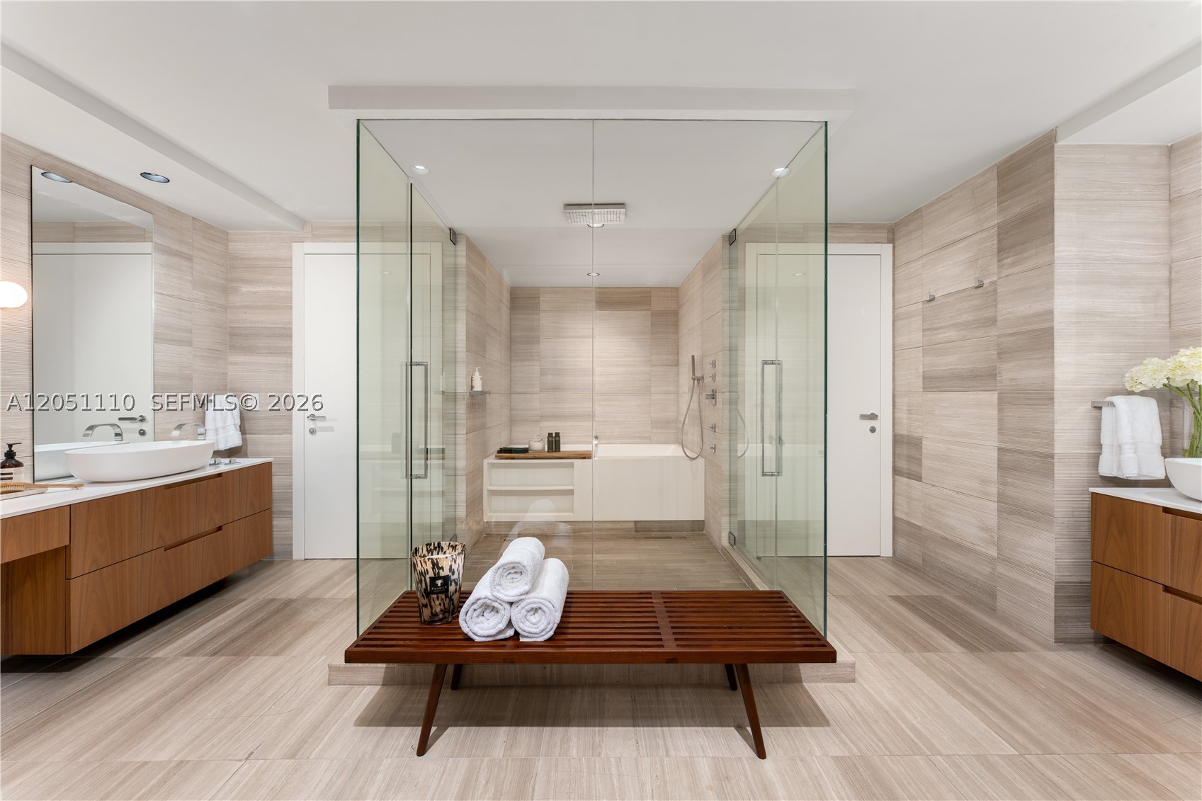 image Ritz-Carlton Residences Miami Beach21