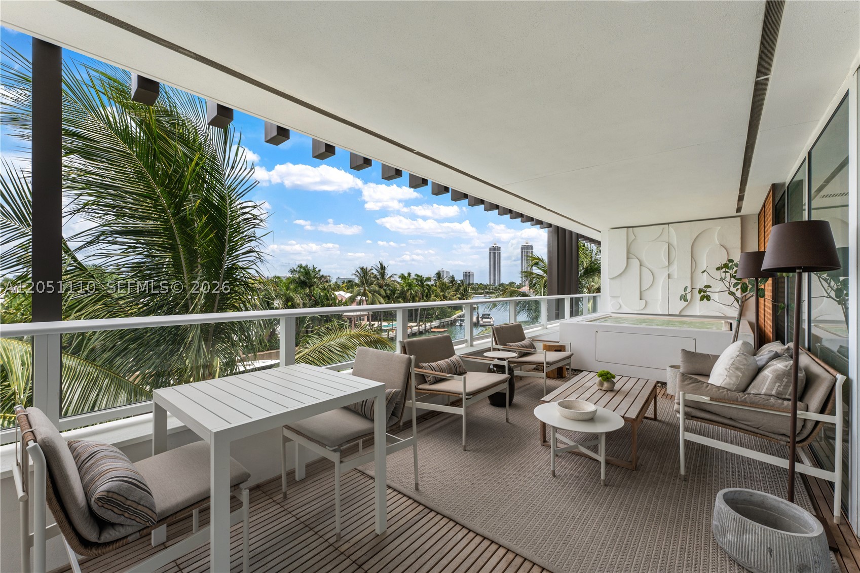 image Ritz-Carlton Residences Miami Beach30