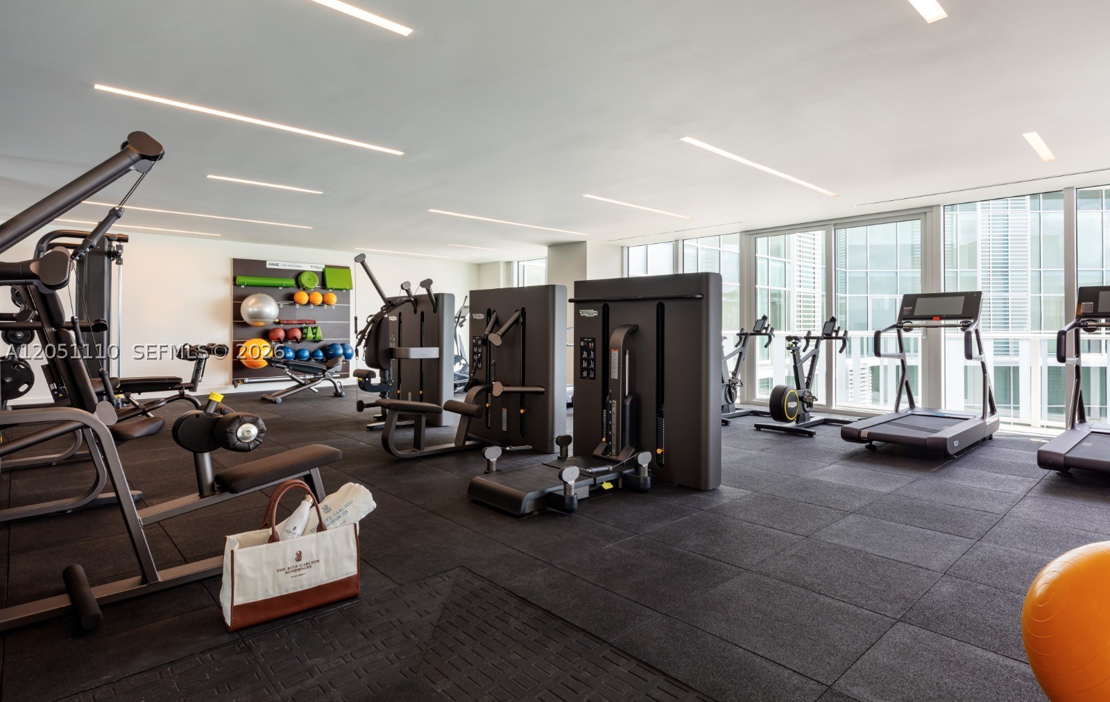 image Ritz-Carlton Residences Miami Beach42
