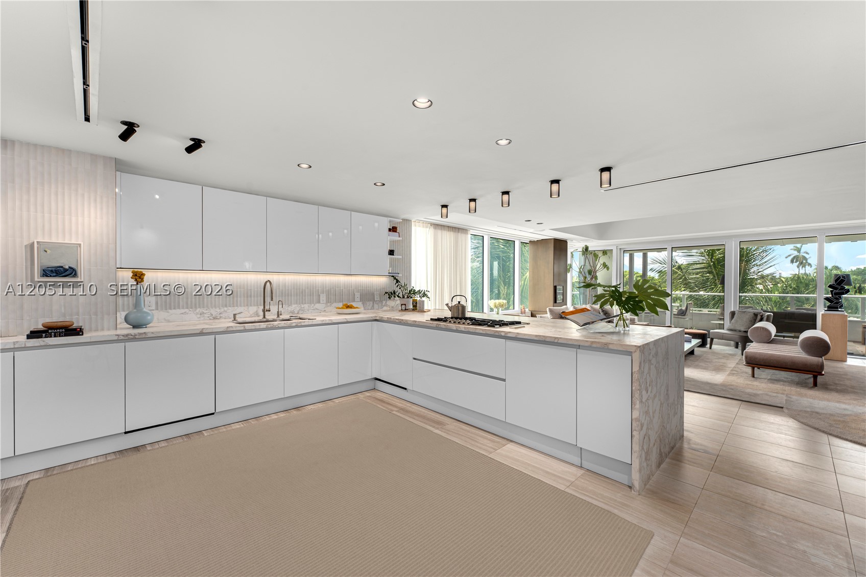 image Ritz-Carlton Residences Miami Beach8