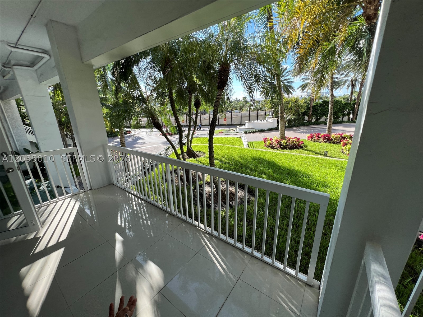 image Harbour House14