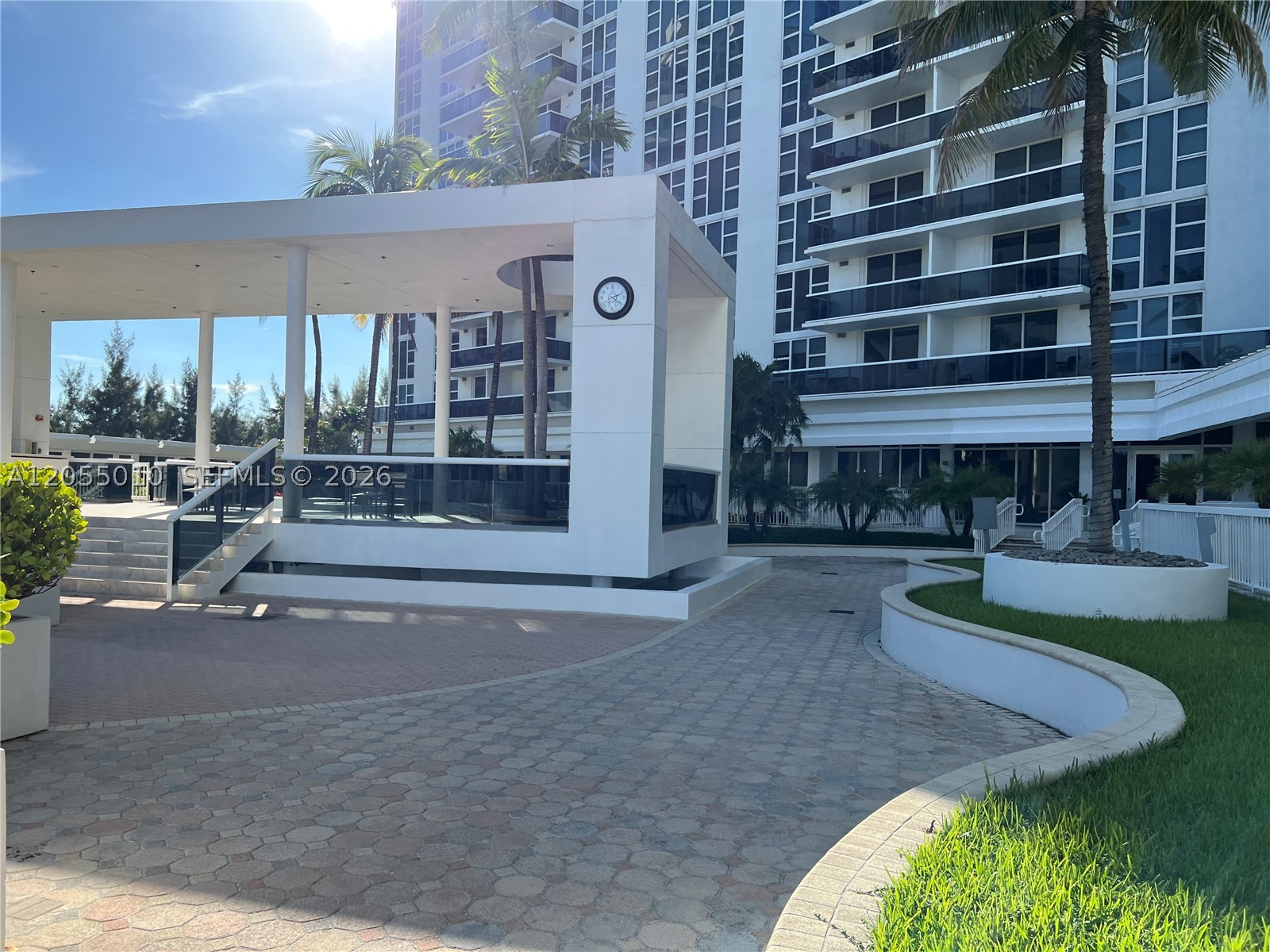 image Harbour House47