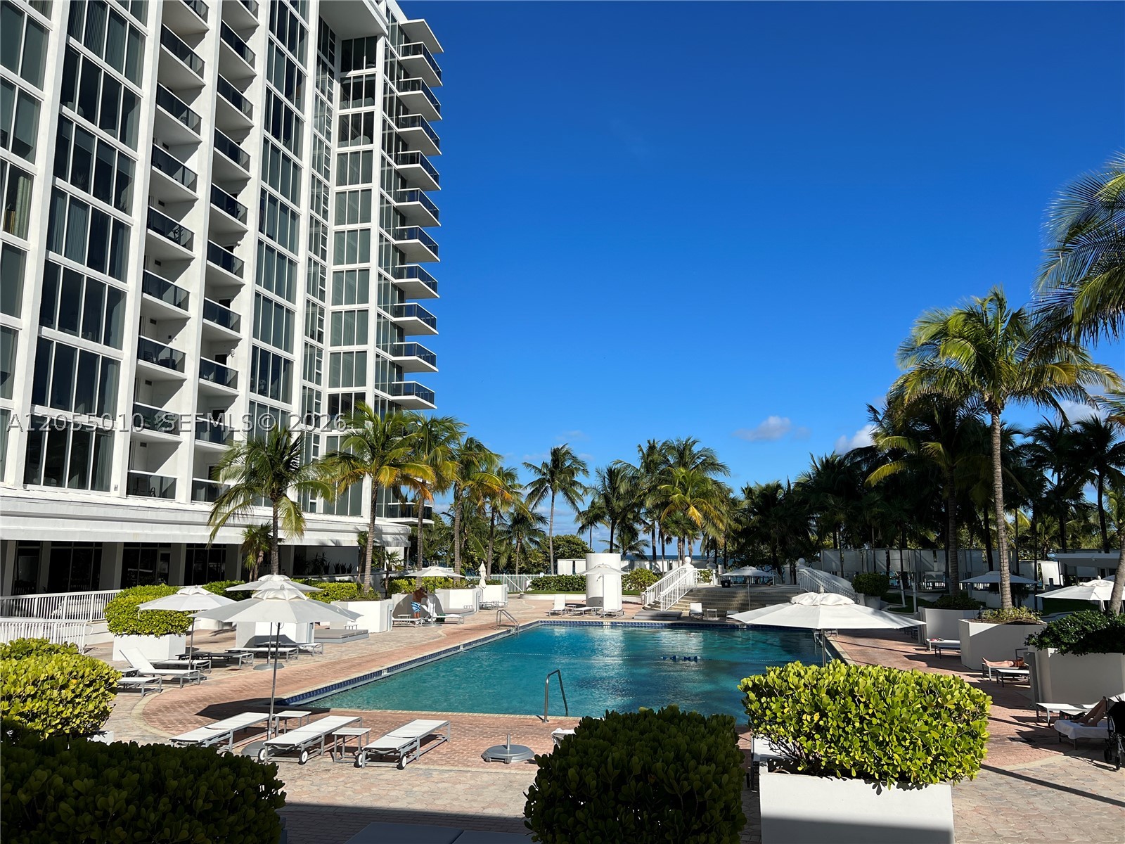 image Harbour House50