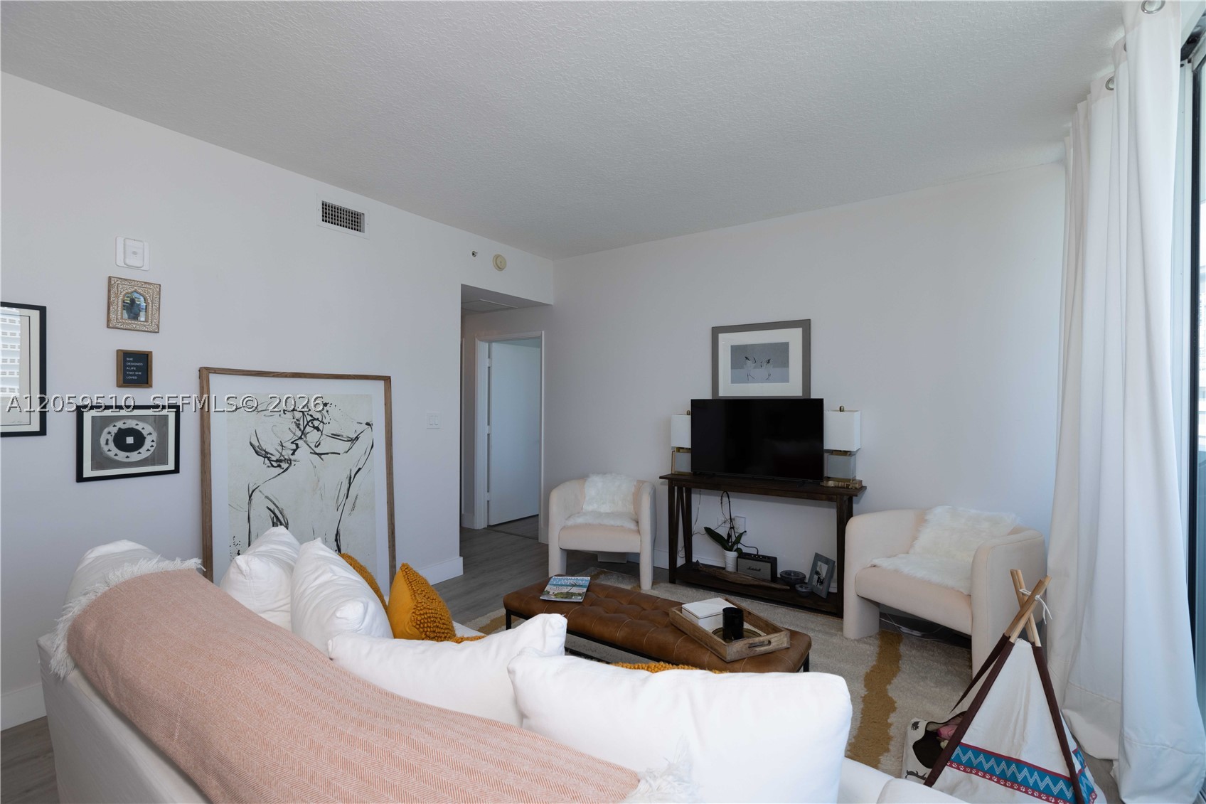 6580 Indian Crk Dr #510 Miami Beach, FL 33141